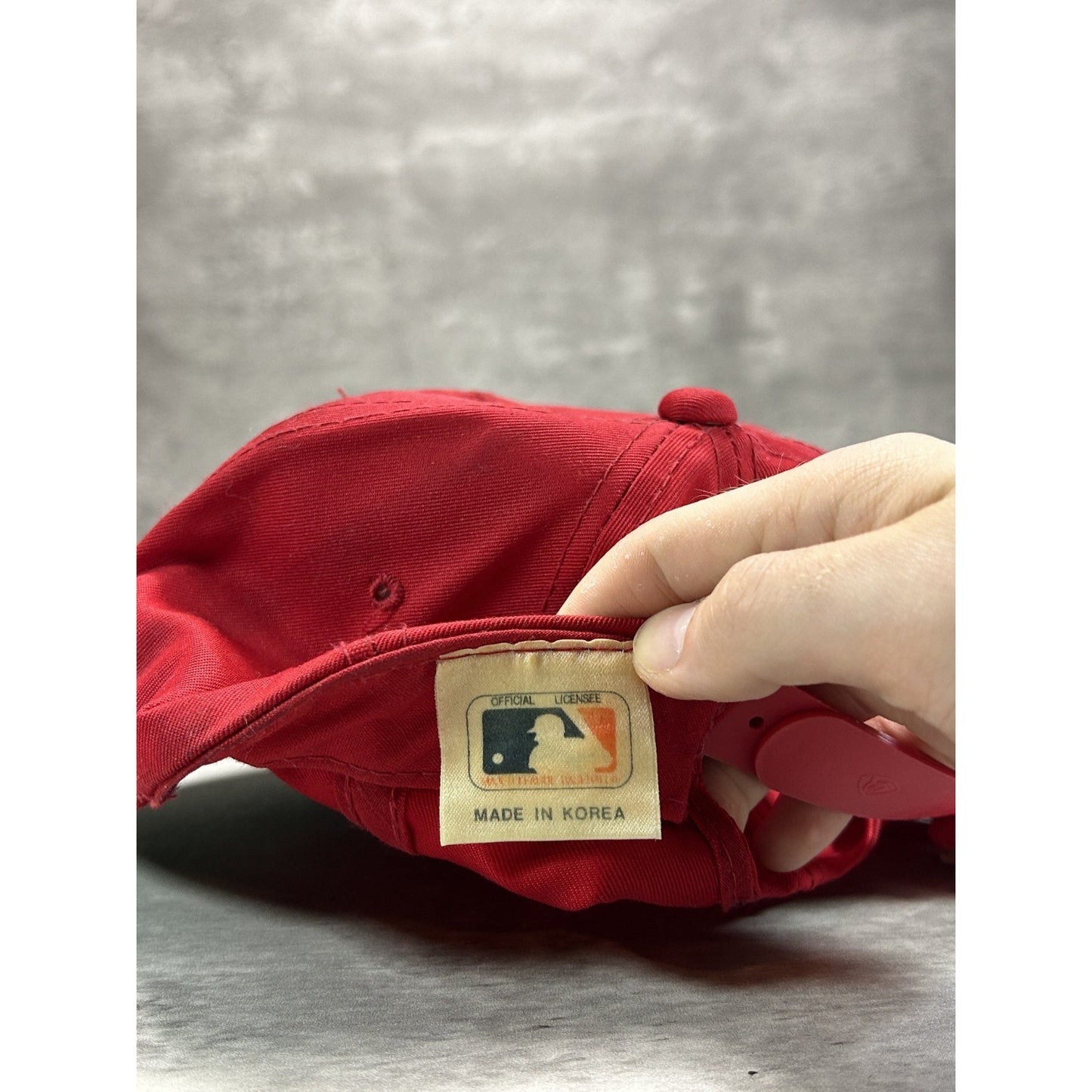 Vintage 90s Cincinnati Reds MLB Embroidered Logo Baseball Snapback Hat OSFA