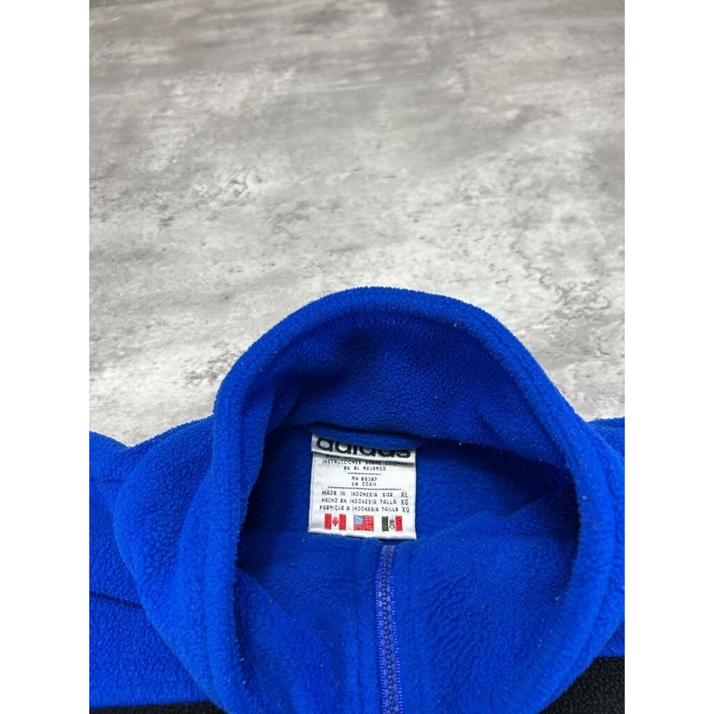 Vintage 80s Adidas Embroidered Spellout 1/4 Zip Fleece Sweatshirt Size XL Blue