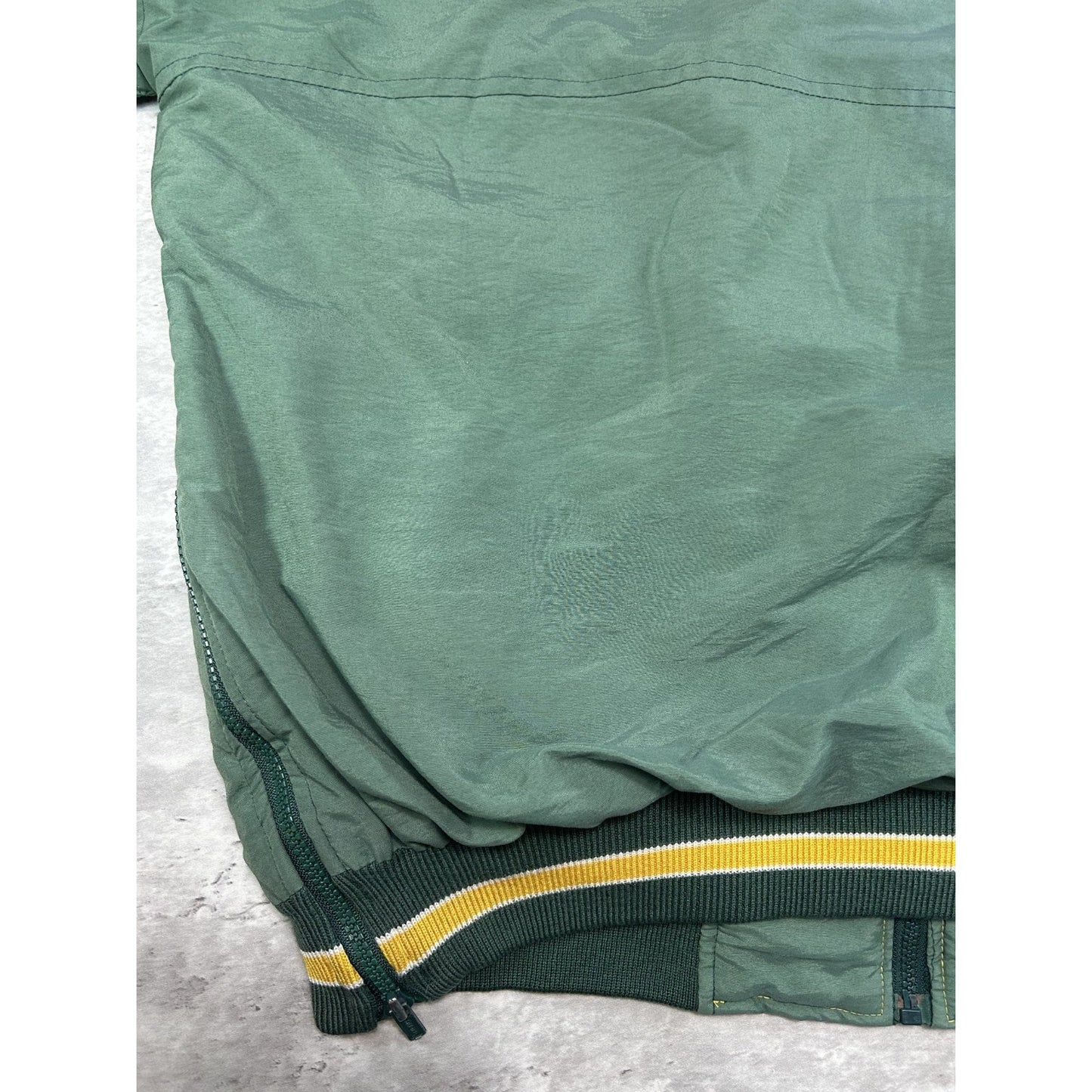 Vintage 80s Green Bay Packers NFL Embroidered Logo Starter Jacket Size XL