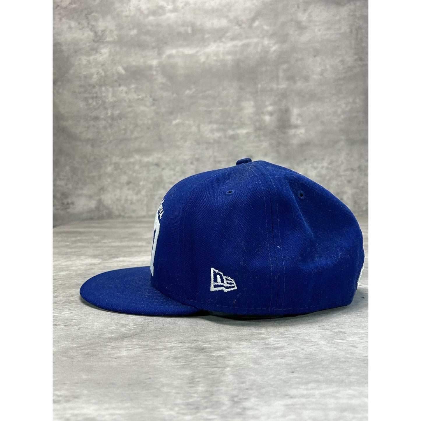 Toronto Blue Jays MLB Embroidered 1977 Retro Baseball Fitted Hat 7 3/8