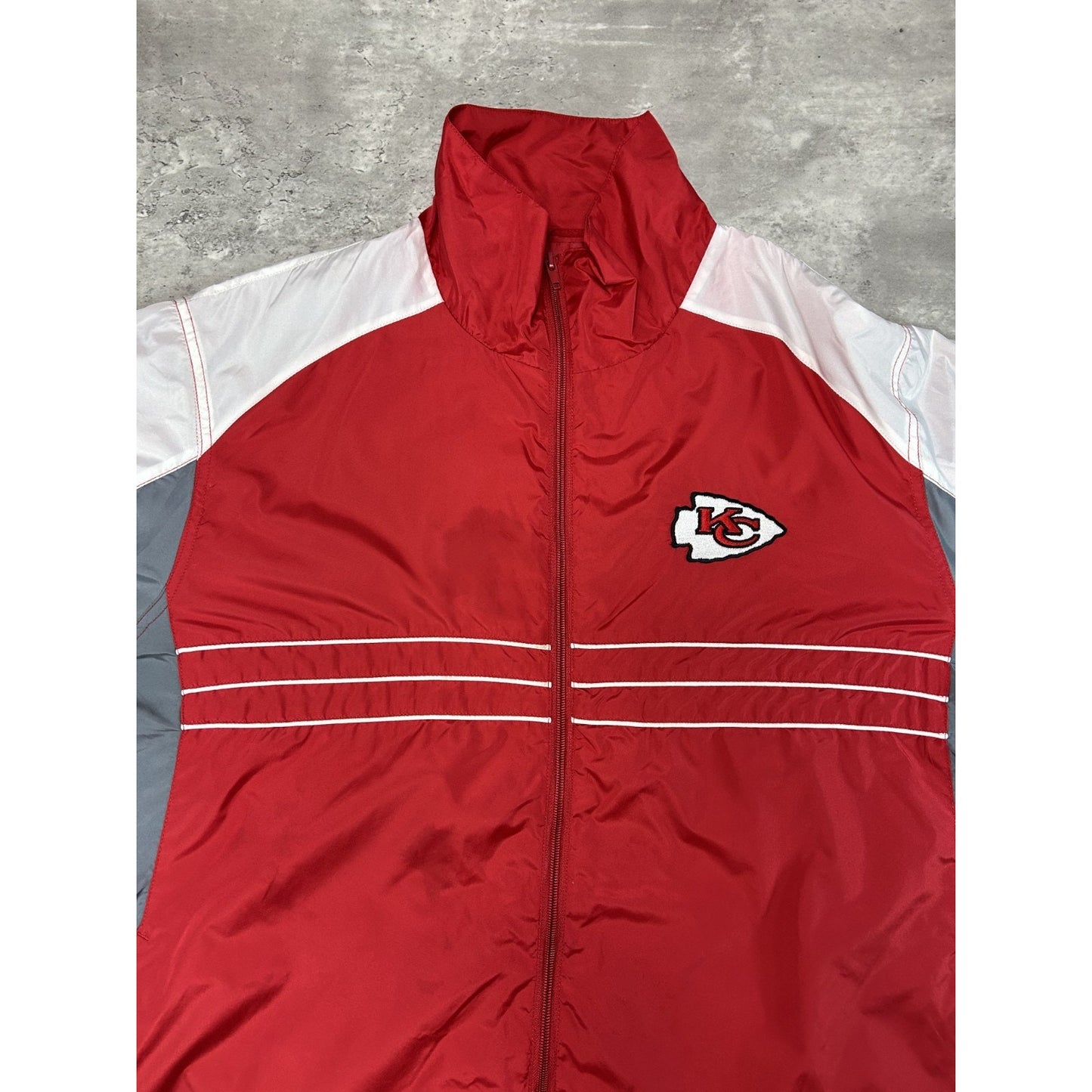 Kansas City Chiefs NFL Embroidered Logo Nylon Windbreaker Size XL