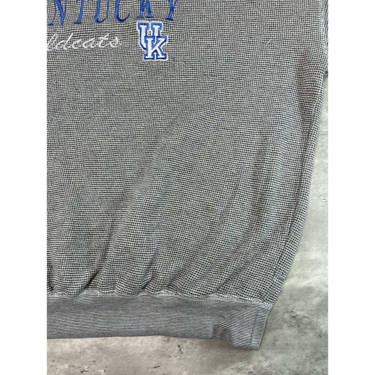 Vintage 90s Kentucky Wildcats NCAA Embroidered Spellout Sweatshirt Size 2XL