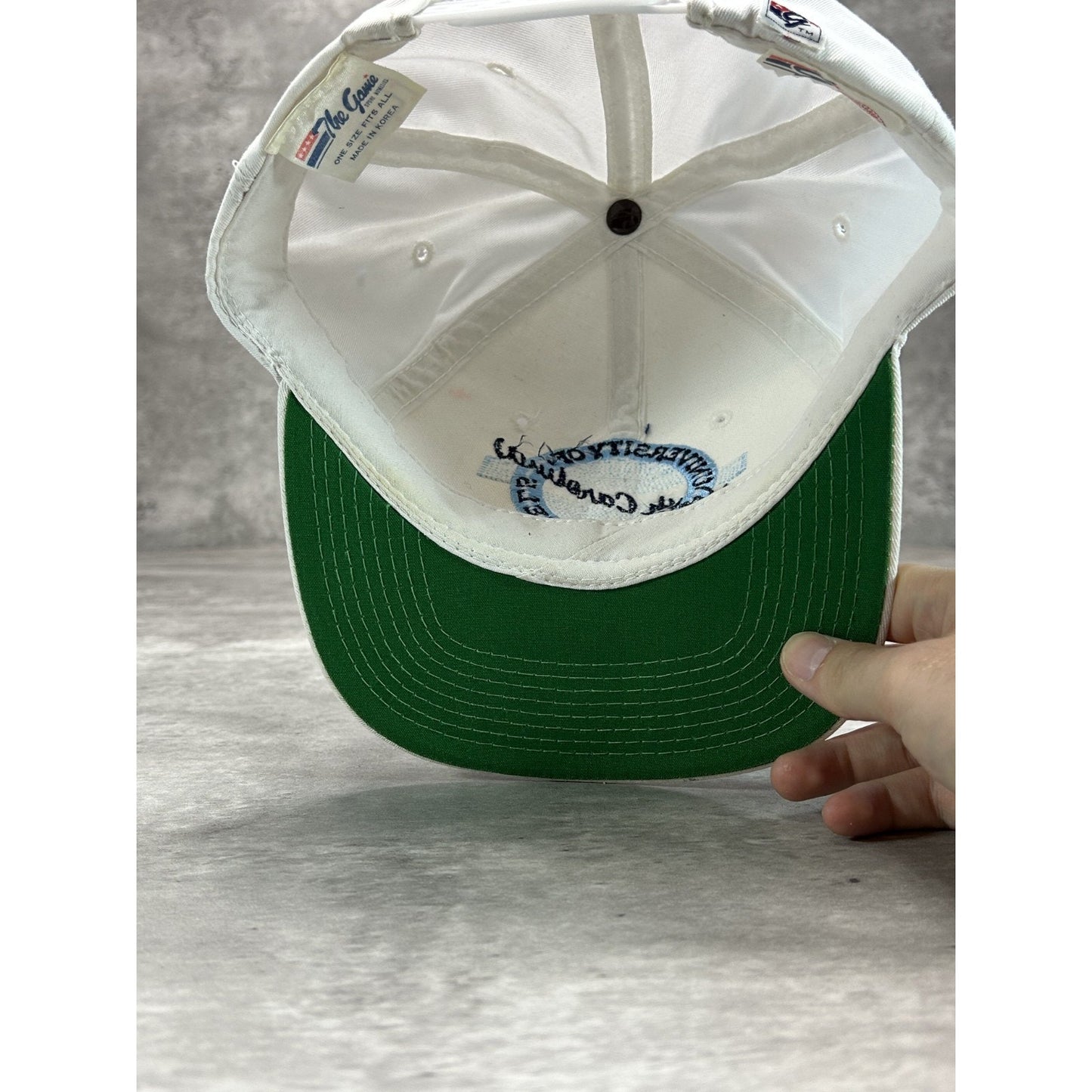 Vintage 90s UNC Tarheels NCAA Collegiate Embroidered Spellout Snapback Hat OSFA