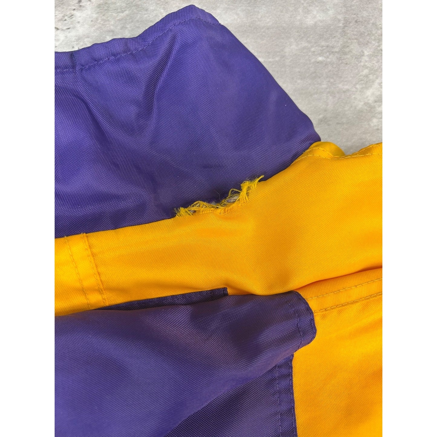 Vintage Minnesota Vikings NFL Insulated Full Zip Football Jacket Size Large