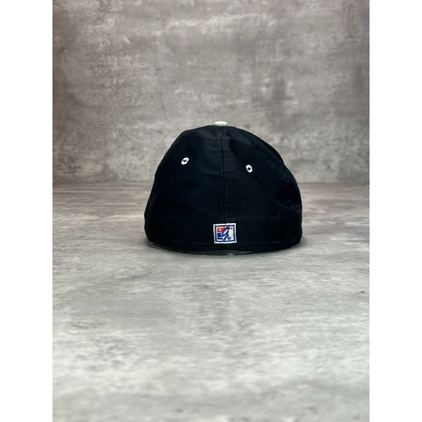Vintage 90s Los Angeles Raiders NFL Embroidered Logo Snapback Hat OSFA