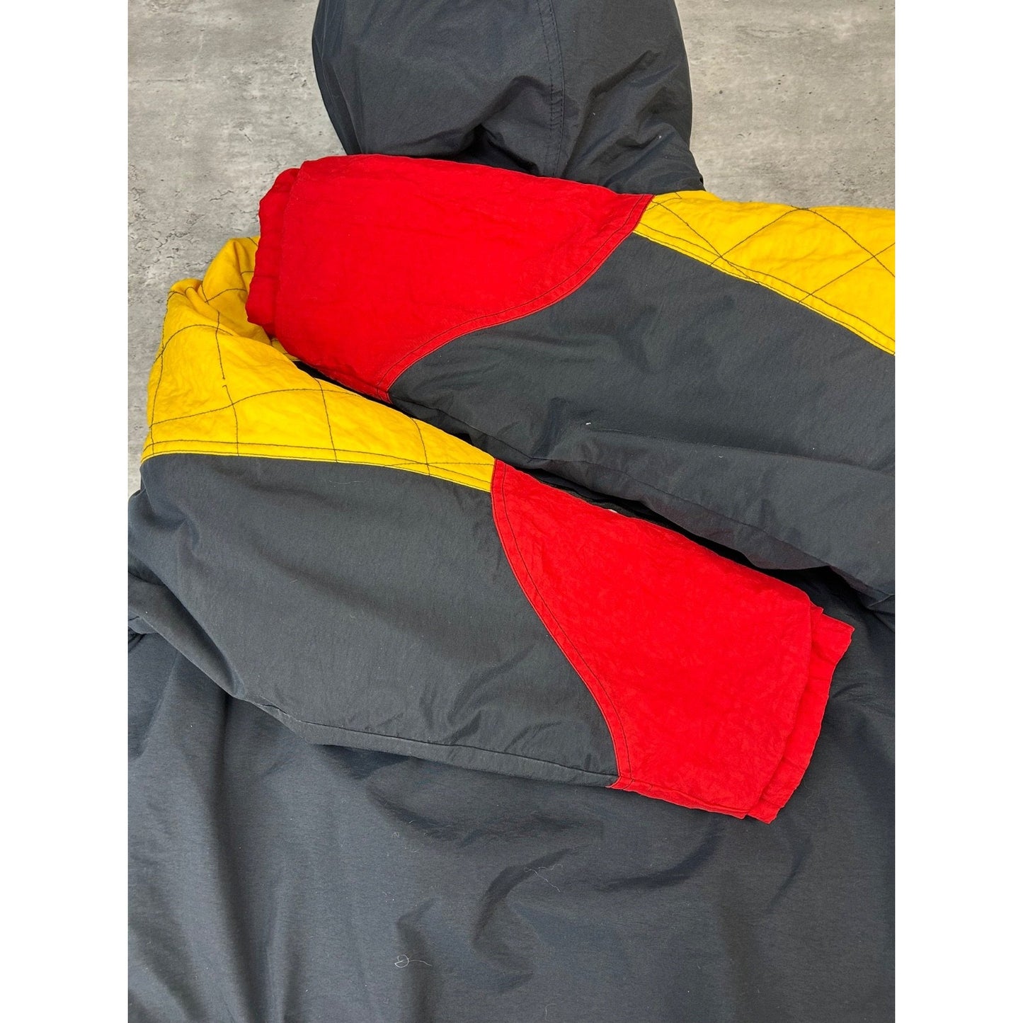 Vintage 90s Kansas City Chiefs NFL Embroidered Insulated Starter Jacket Medium