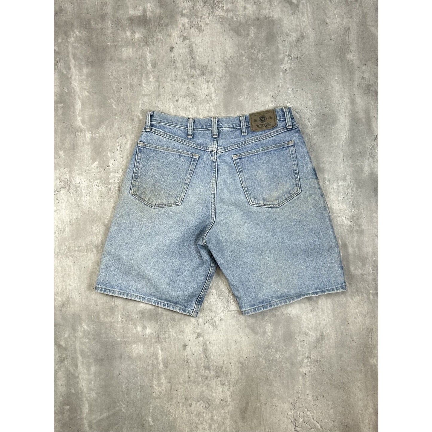 Vintage Wrangler Premium Quality Light Wash Denim Shorts Size 34 Blue