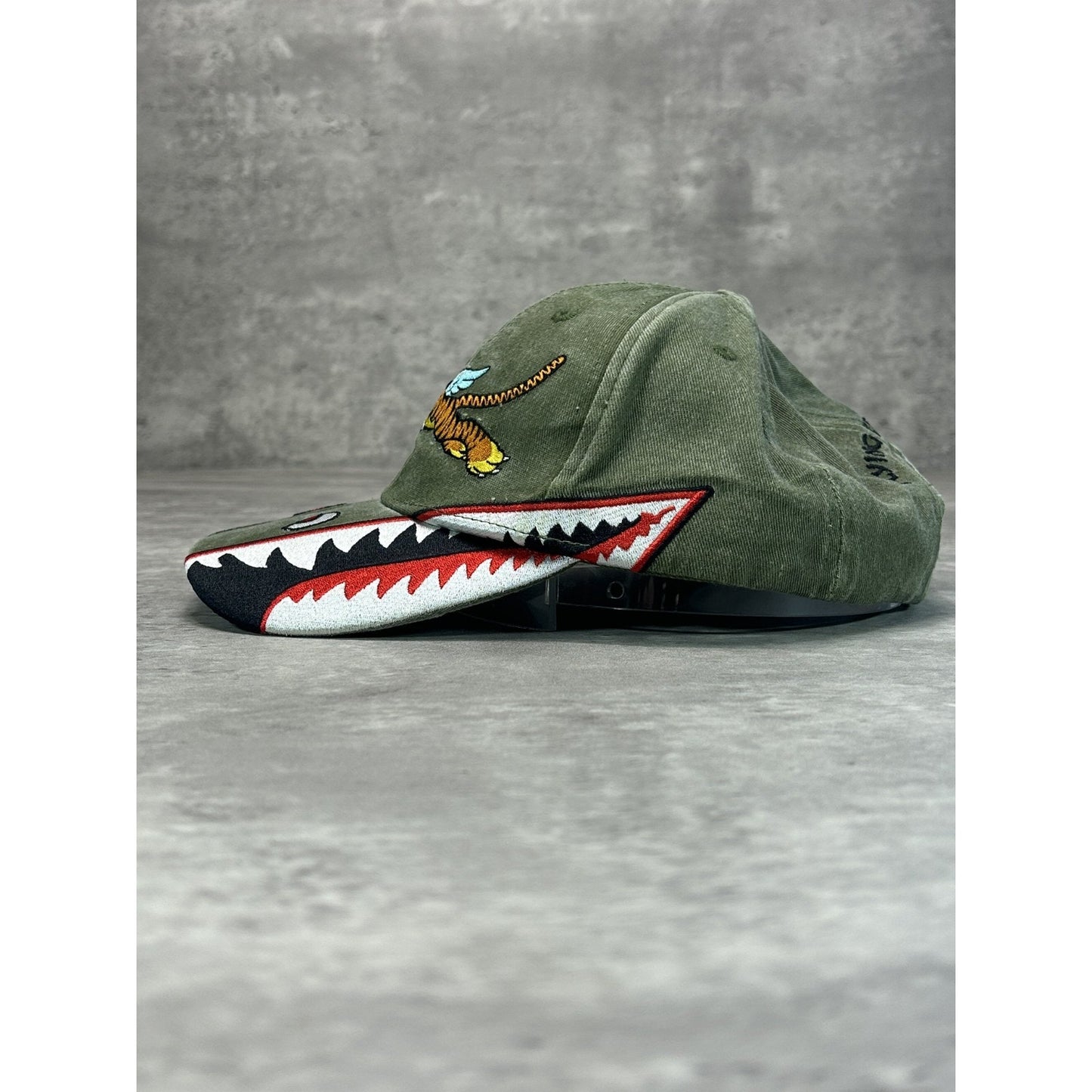 Vintage Flying Tigers Military Embroidered Logo Strapback Hat OSFA green