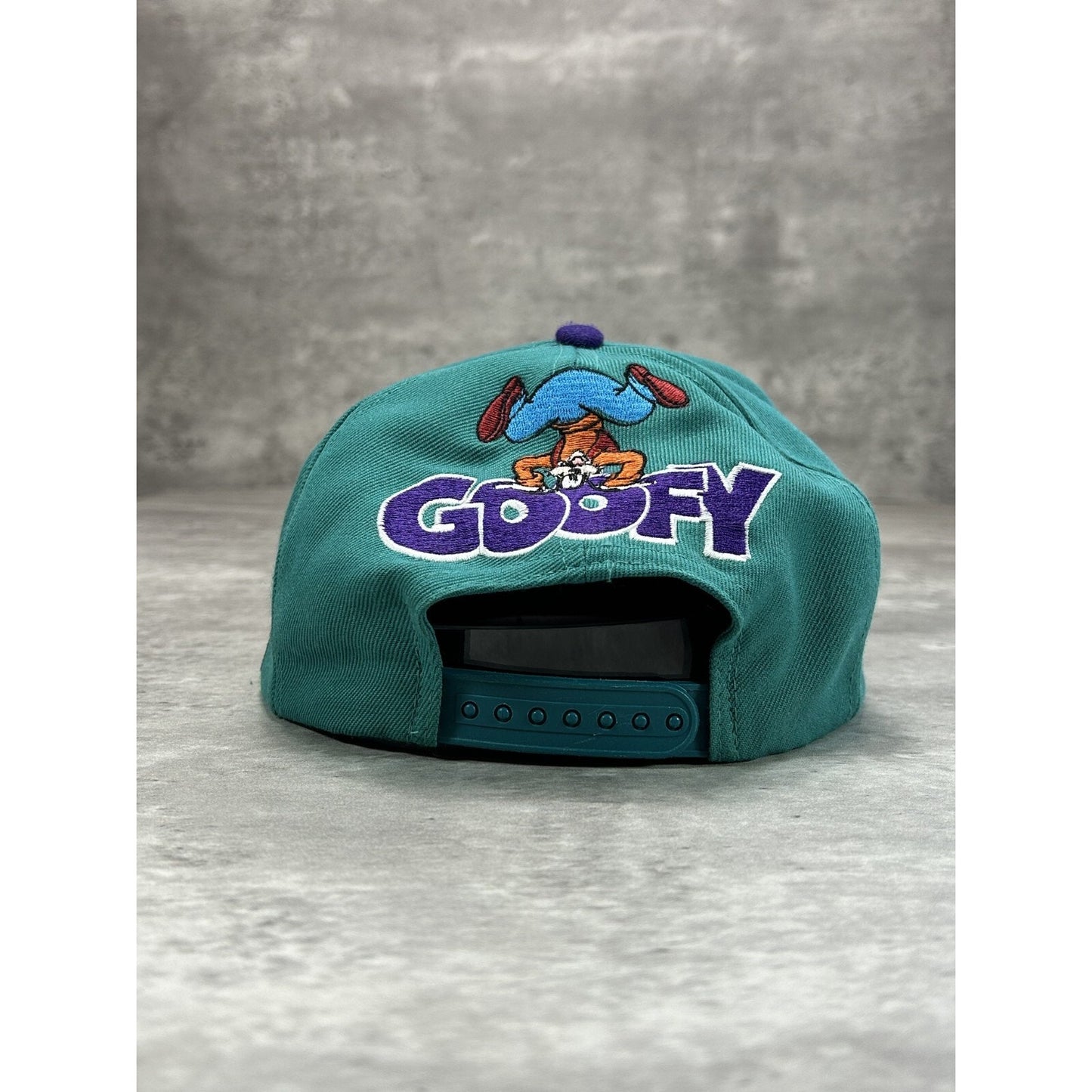 Vintage Disney Goofy Embroidered Logo Spellout Snapback Hat OSFA