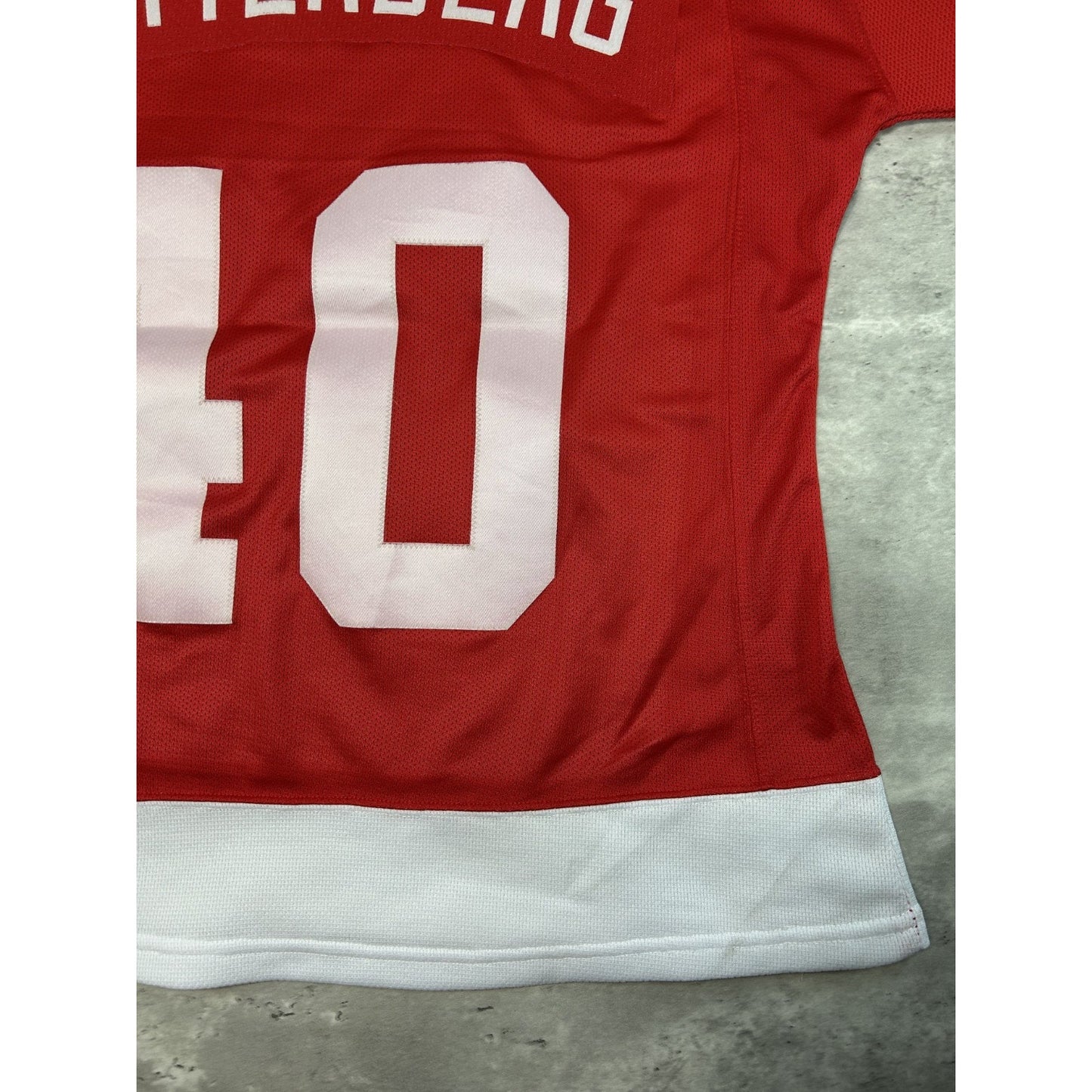 Vintage Womens Henrik Zetterberg #40 Detroit Red Wings NHL Jersey Size XL Red