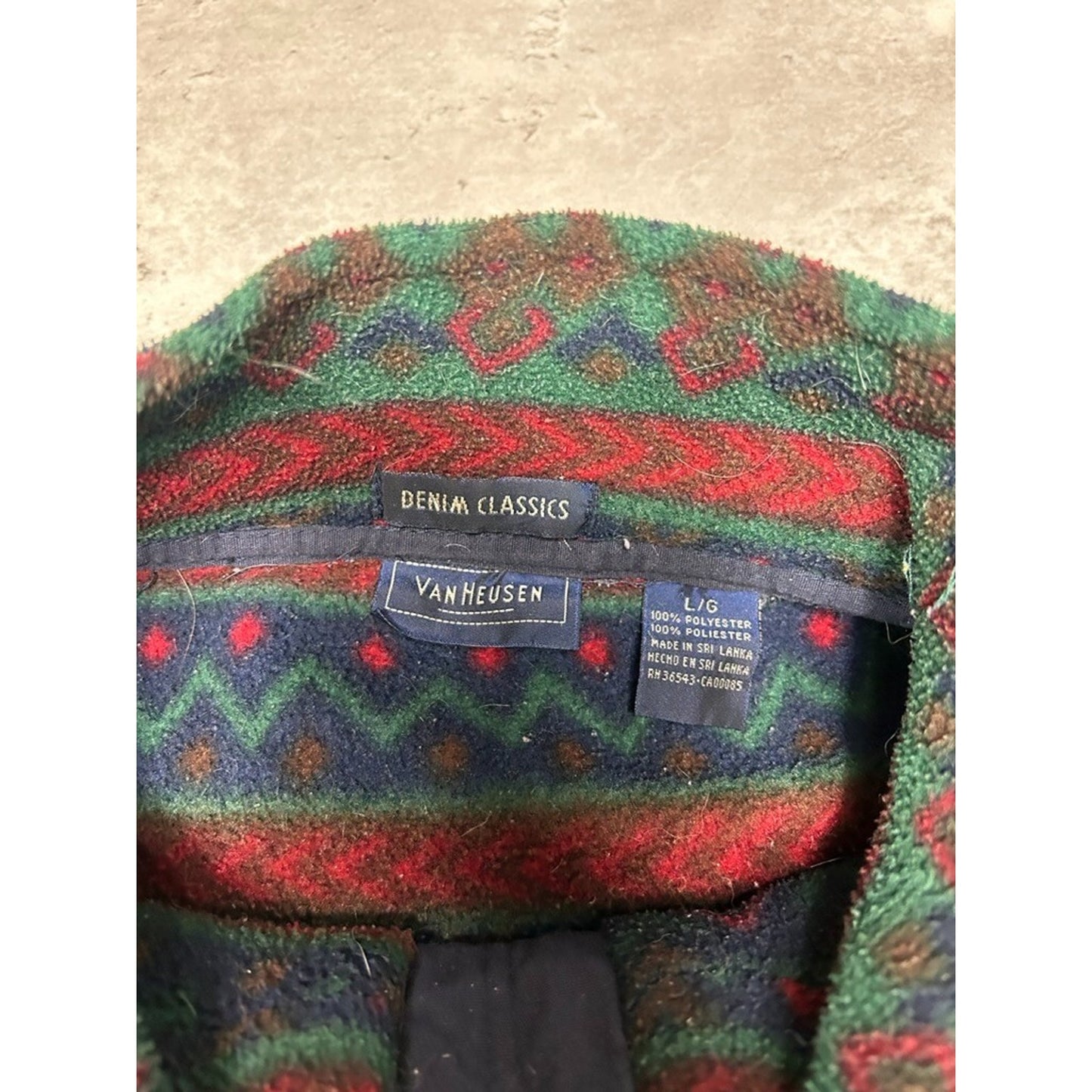 Vintage 90s Van Heusen Abstract Striped 3/4 Button Fleece Sweatshirt Size Large