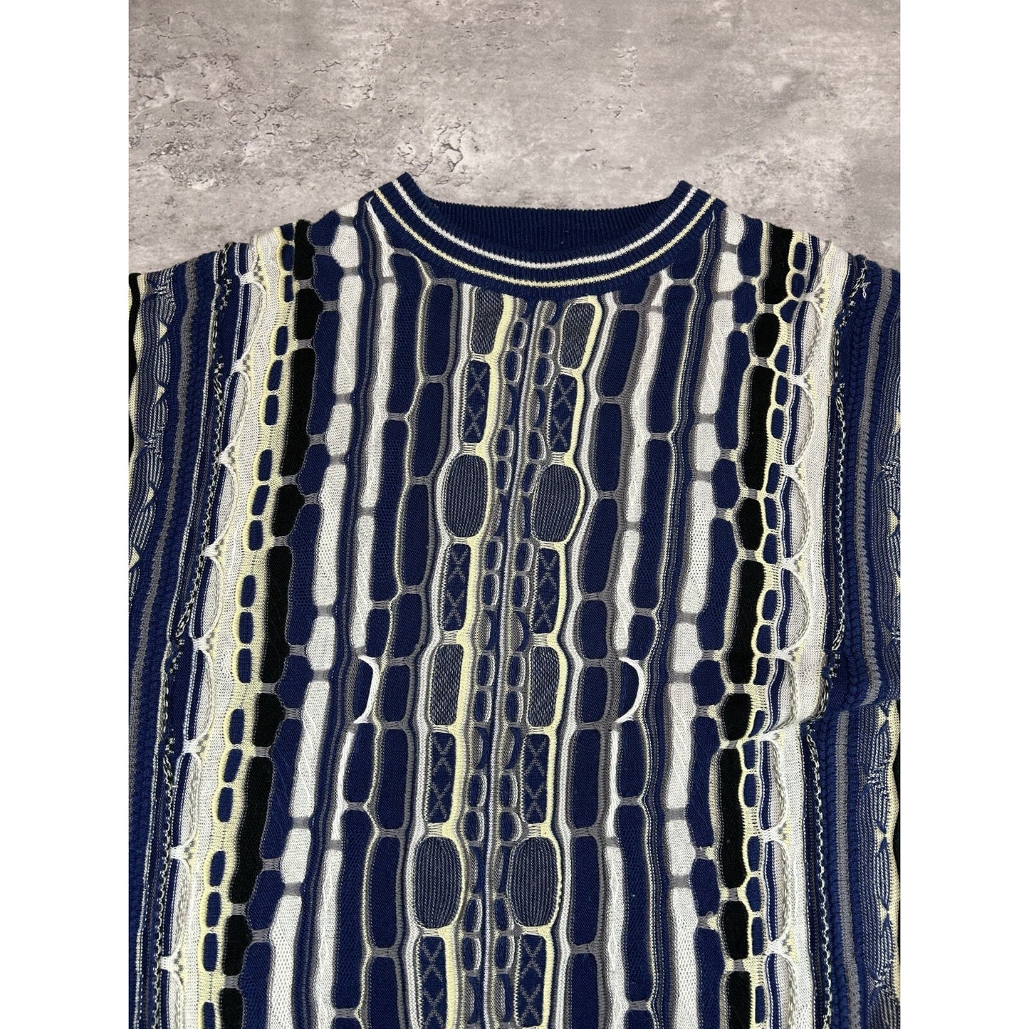 Vintage 90s Gochu Ribbed Abstract 3D Knit Sweater Size Large Blue
