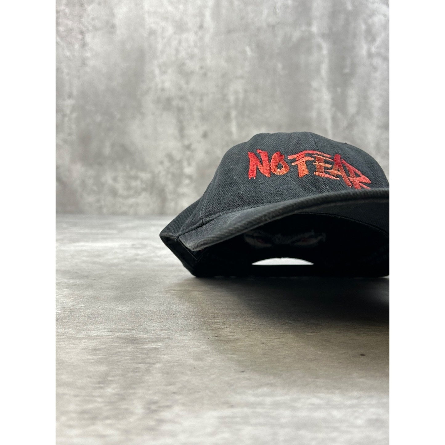 Vintage 90s No Fear Embroidered Spellout Two Tone Snapback Hat OSFA