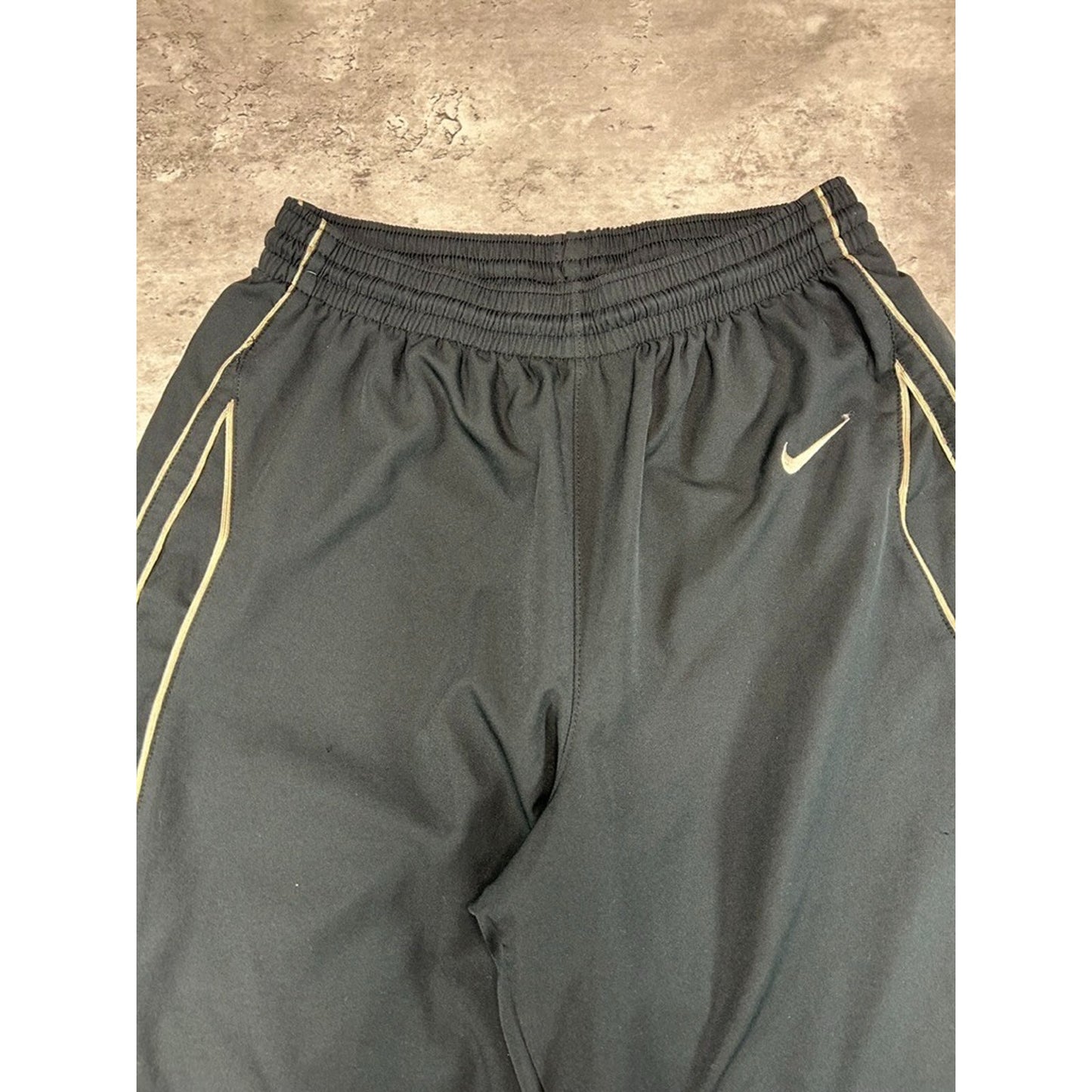 Vintage Purdue Boilermakers NCAA Nike Embroidered Swoosh Shorts Size Small