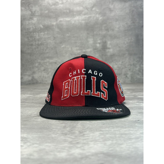 Vintage 90s Chicago Bulls NBA Starter Two Tone Arc Spellout Snapback Hat OSFA