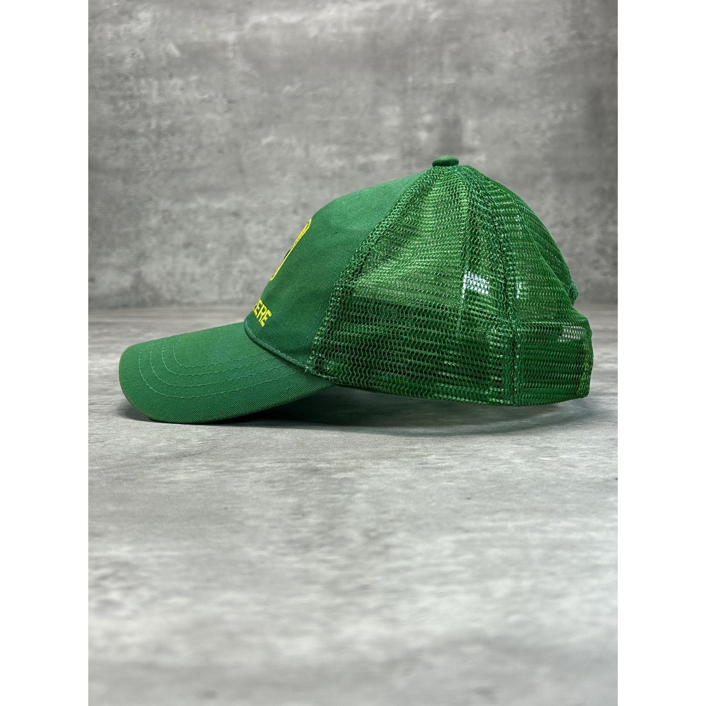 Vintage John Deere Embroidered Logo Trucker Snapback Hat OSFA Green