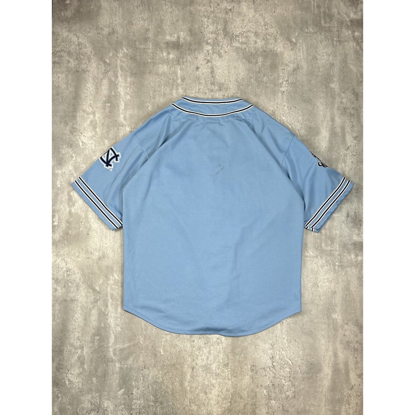 Vintage UNC Tarheels NCAA Tailsweep Script Spell Out Baseball Jersey Size XL