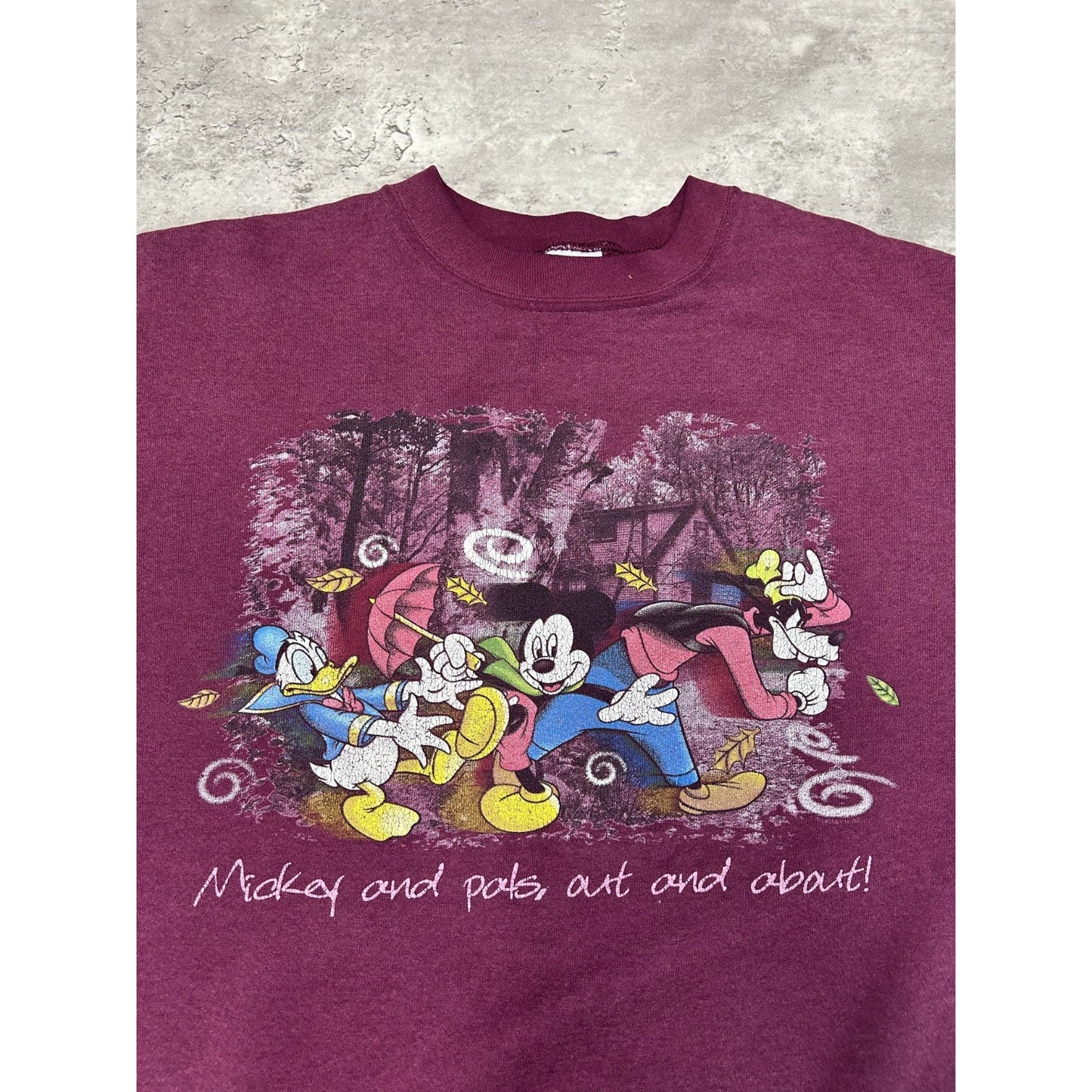 Vintage 90s Disney Mickey & Pals Cartoon Character Graphic Sweatshirt Size Large