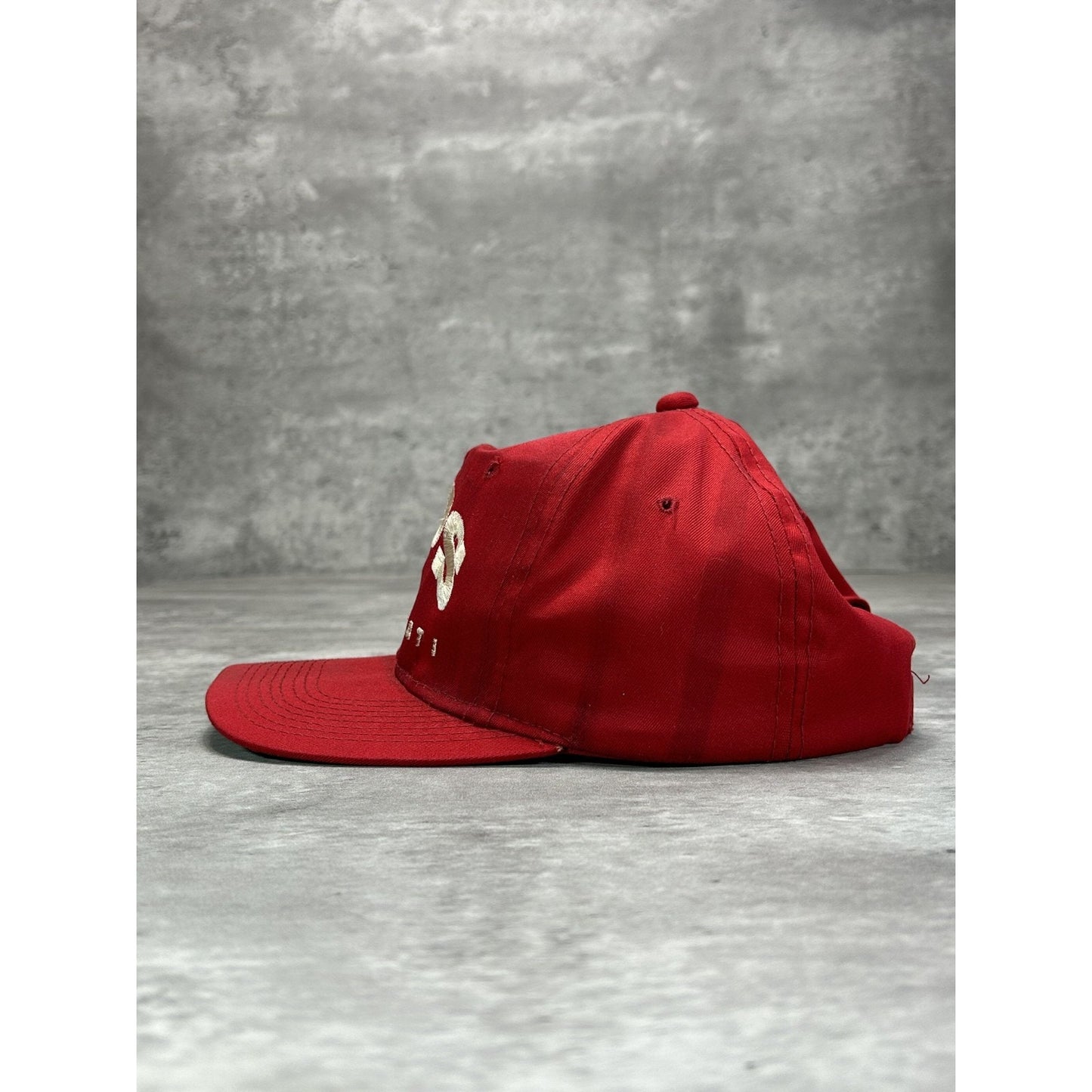 Vintage 90s Cincinnati Reds MLB Embroidered Logo Baseball Snapback Hat OSFA