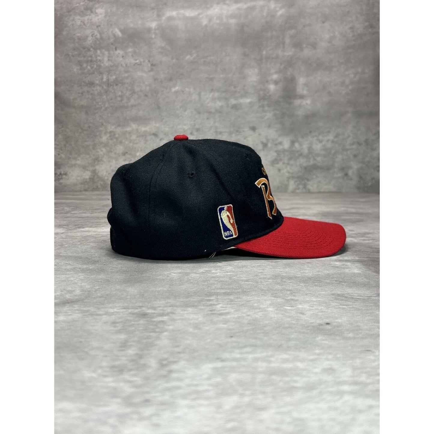 Vintage 90s Chicago Bulls NBA Sports Specialties Script Snapback Hat OSFA