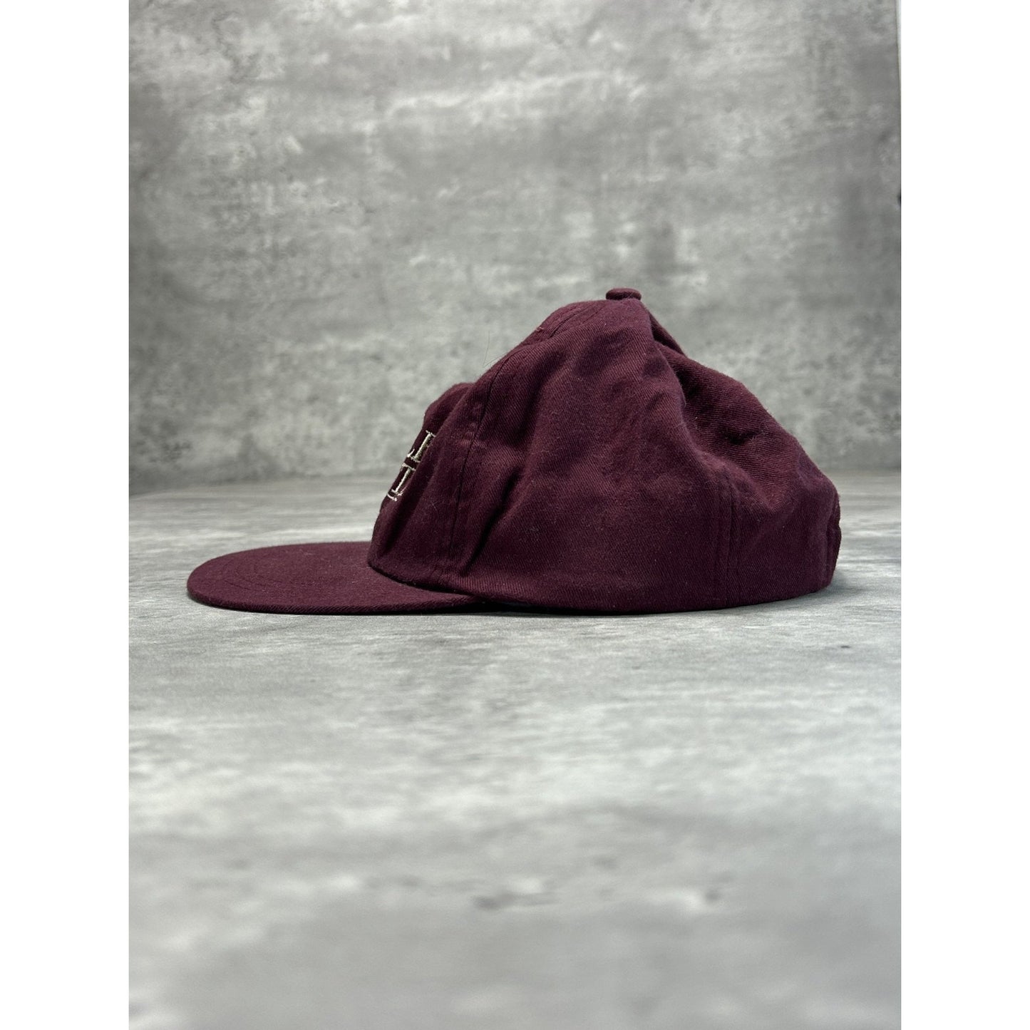 Vintage 90s In The Bleak Midwinter Embroidered Spellout Snapback Hat OSFA Maroon