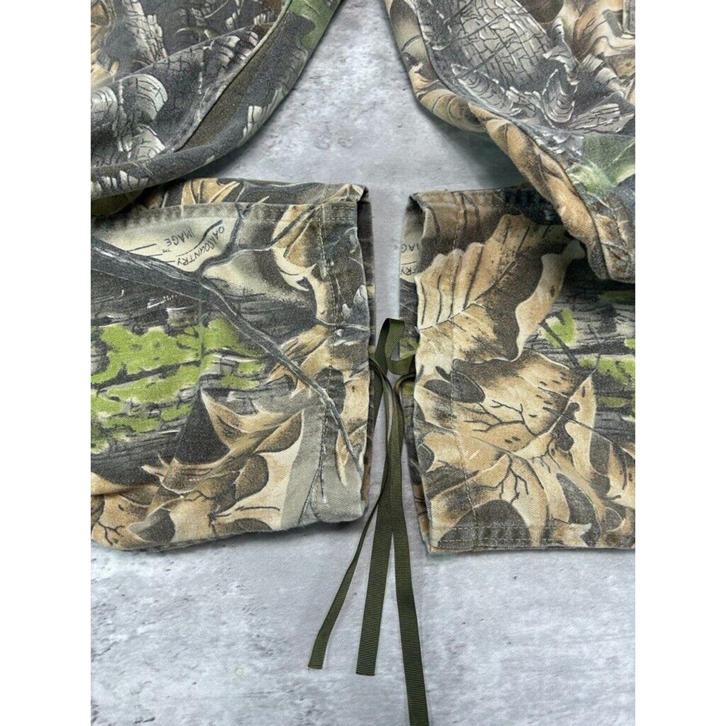 Vintage Oak Country Image Tree Camo Hunting Cargo Pants Size 36