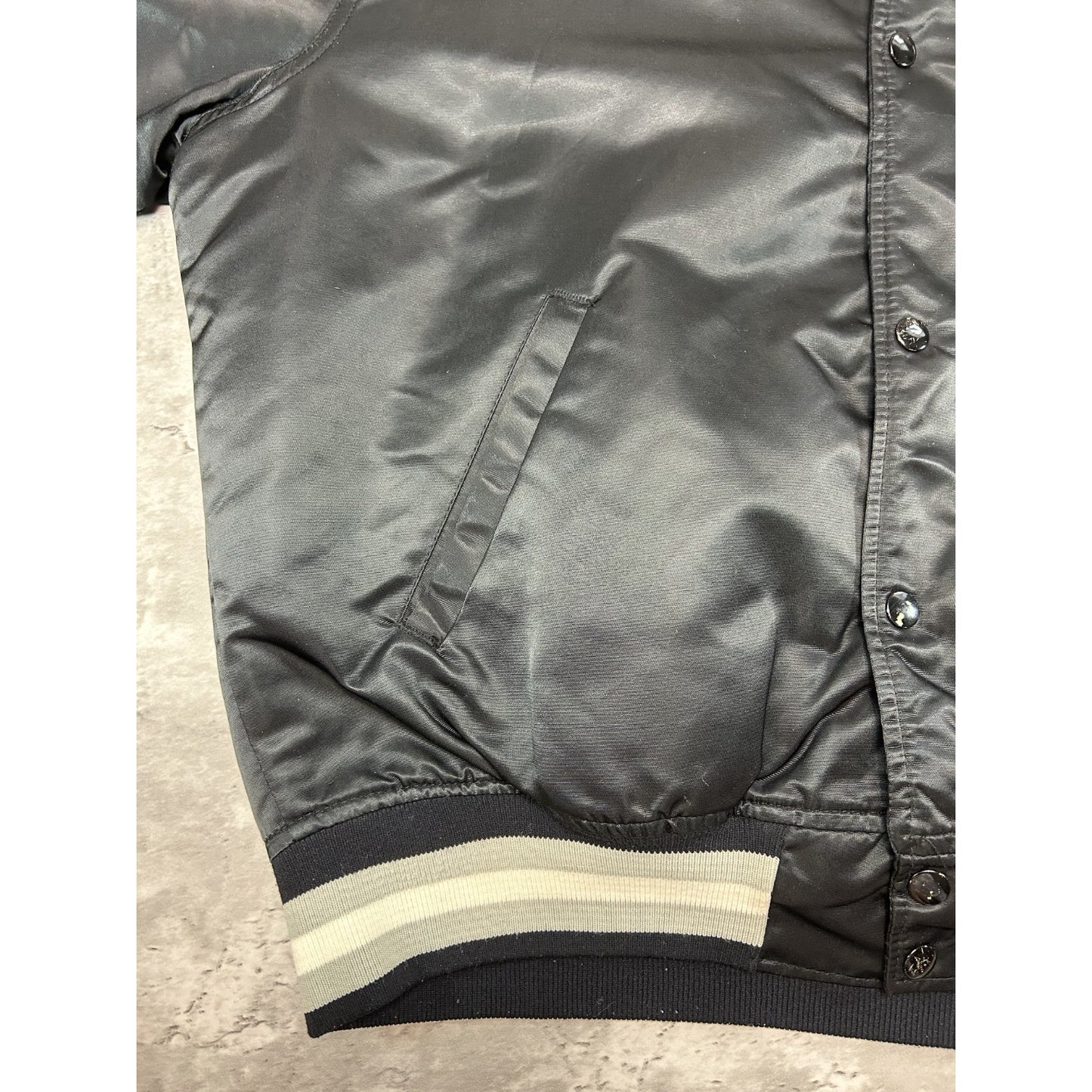 Vintage 80s Los Angeles Kings NHL Starter Satin Bomber Jacket Size Large
