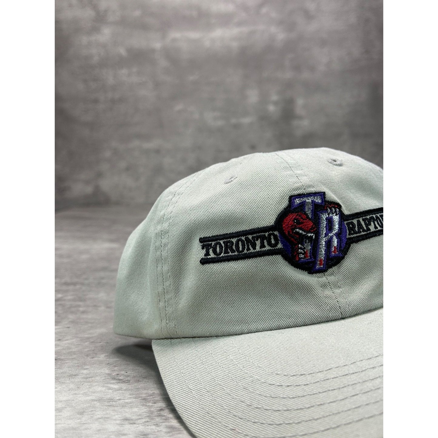 Vintage Toronto Raptors NBA Embroidered Logo Basketball Snapback Hat OSFA
