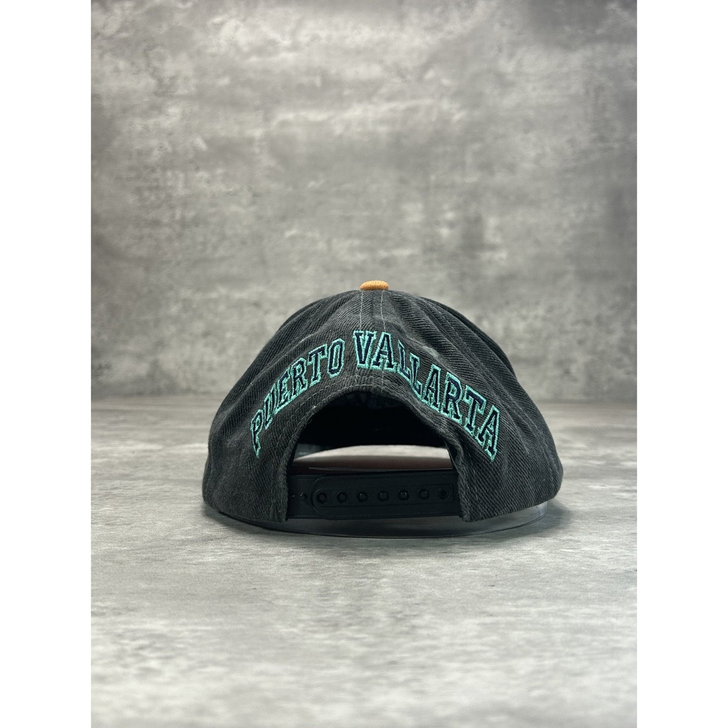 Vintage 90s Hard Rock Cafe Save The Planet Embroidered Snapback Hat OSFA