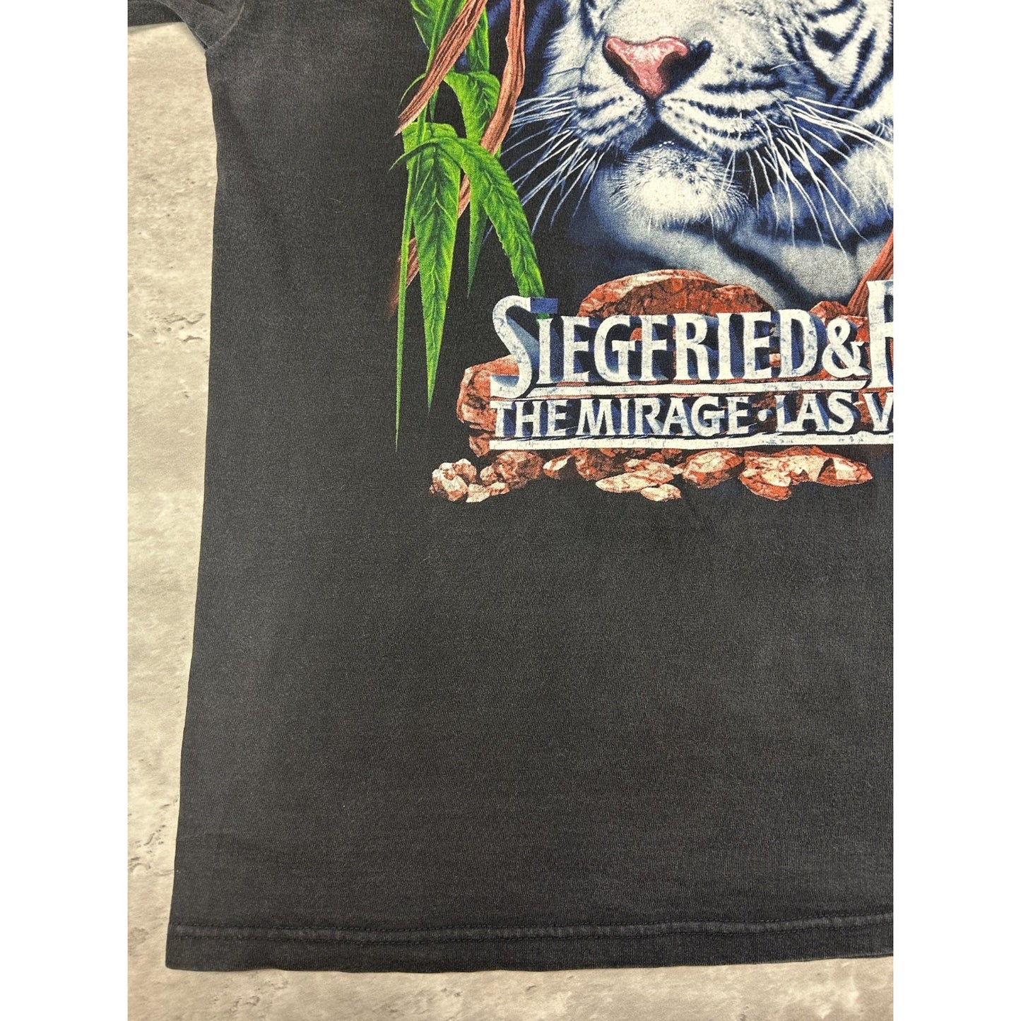 Vintage 90s Siegfried & Roy Tiger Graphic Las Vegas Destination T-Shirt Sz Large