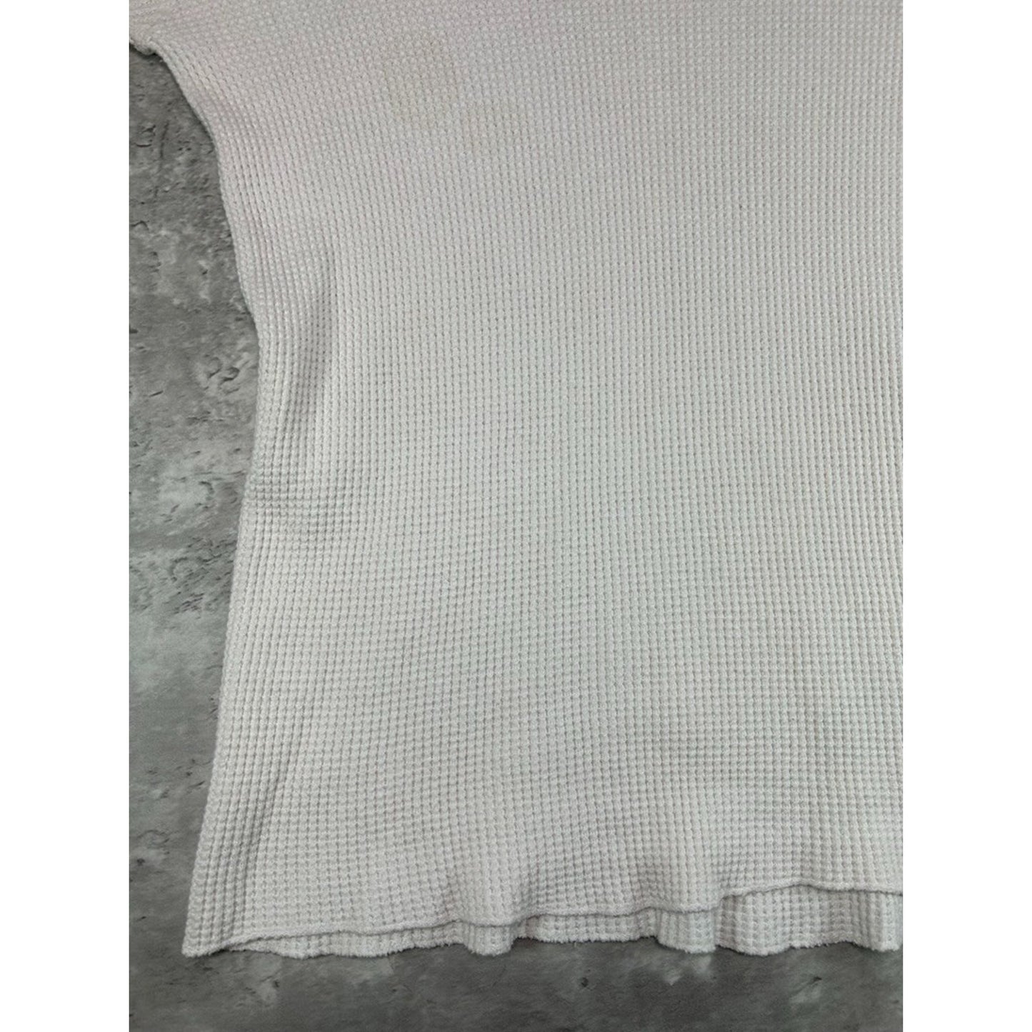 Vintage 1960s Heathknit Thermal Print Long Sleeve T-Shirt Size Large