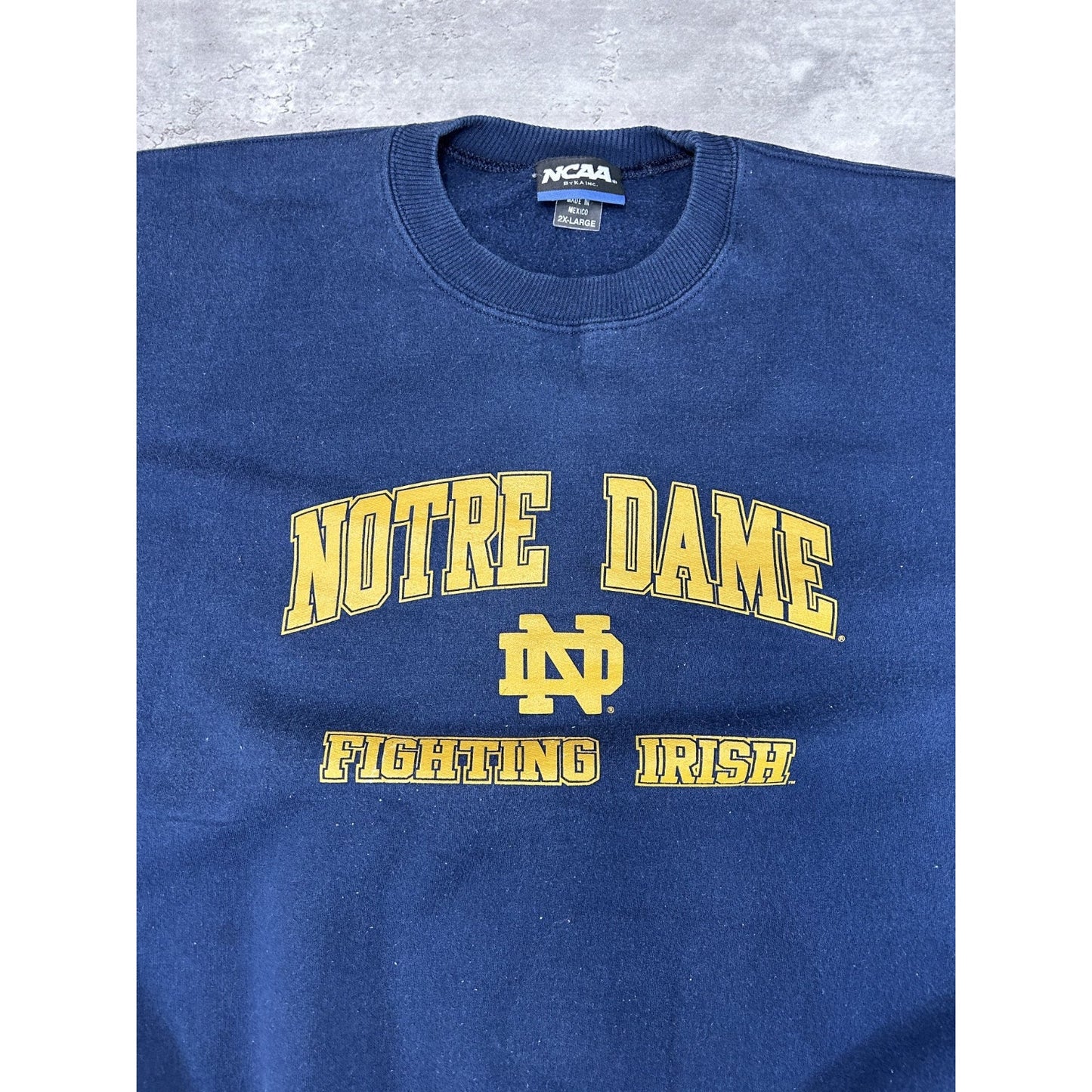 Vintage Notre Dame Fighting Irish NCAA Spellout Graphic Sweatshirt Size 2XL