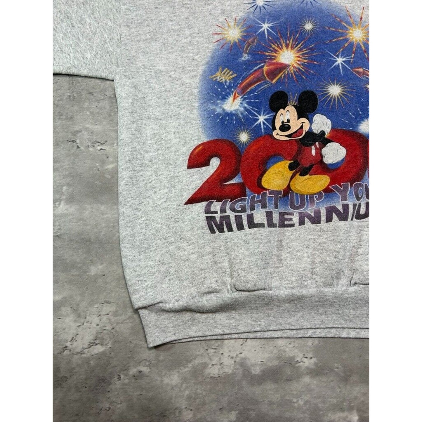 Vintage 2000 Disney Mickey Mouse Millennium Graphic Sweatshirt Size Medium Gray