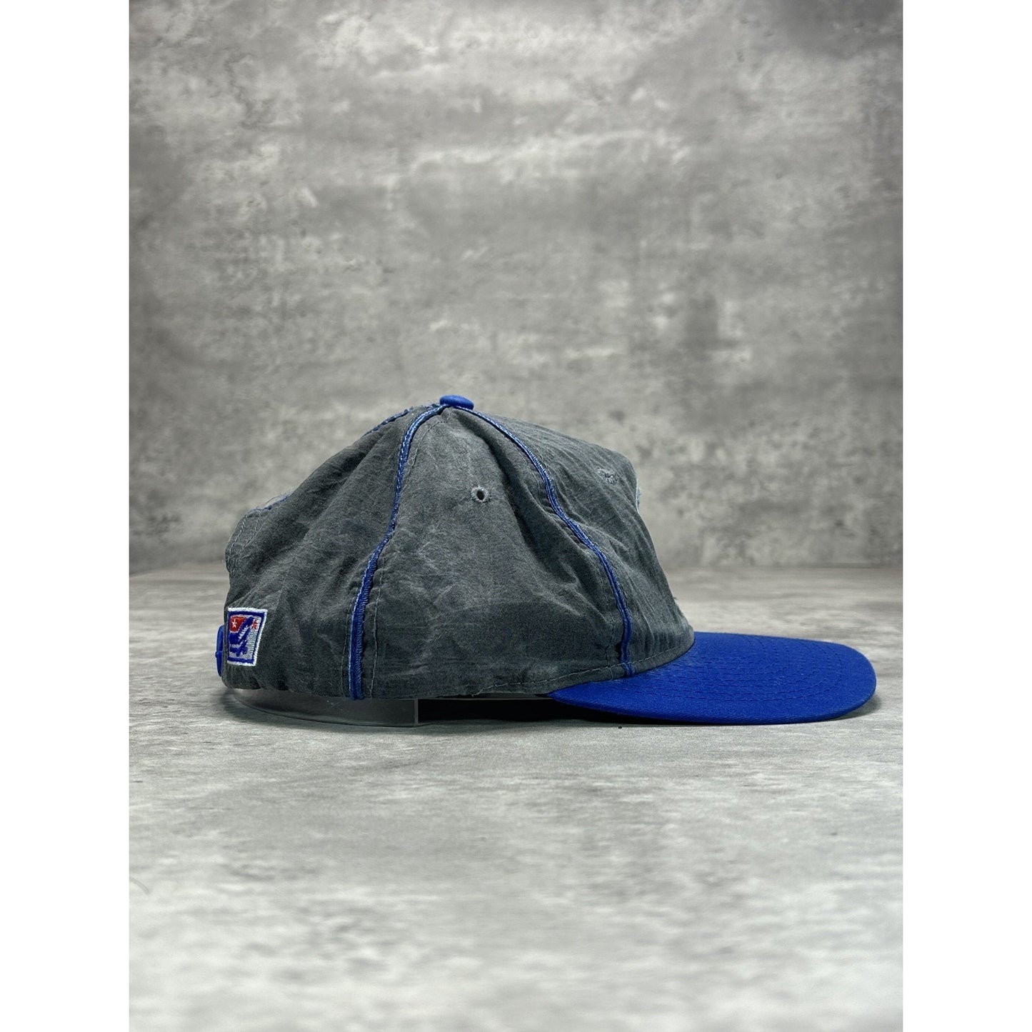 Vintage 90s Kanas City Royals MLB Embroidered Spellout Logo Snapback Hat OSFA