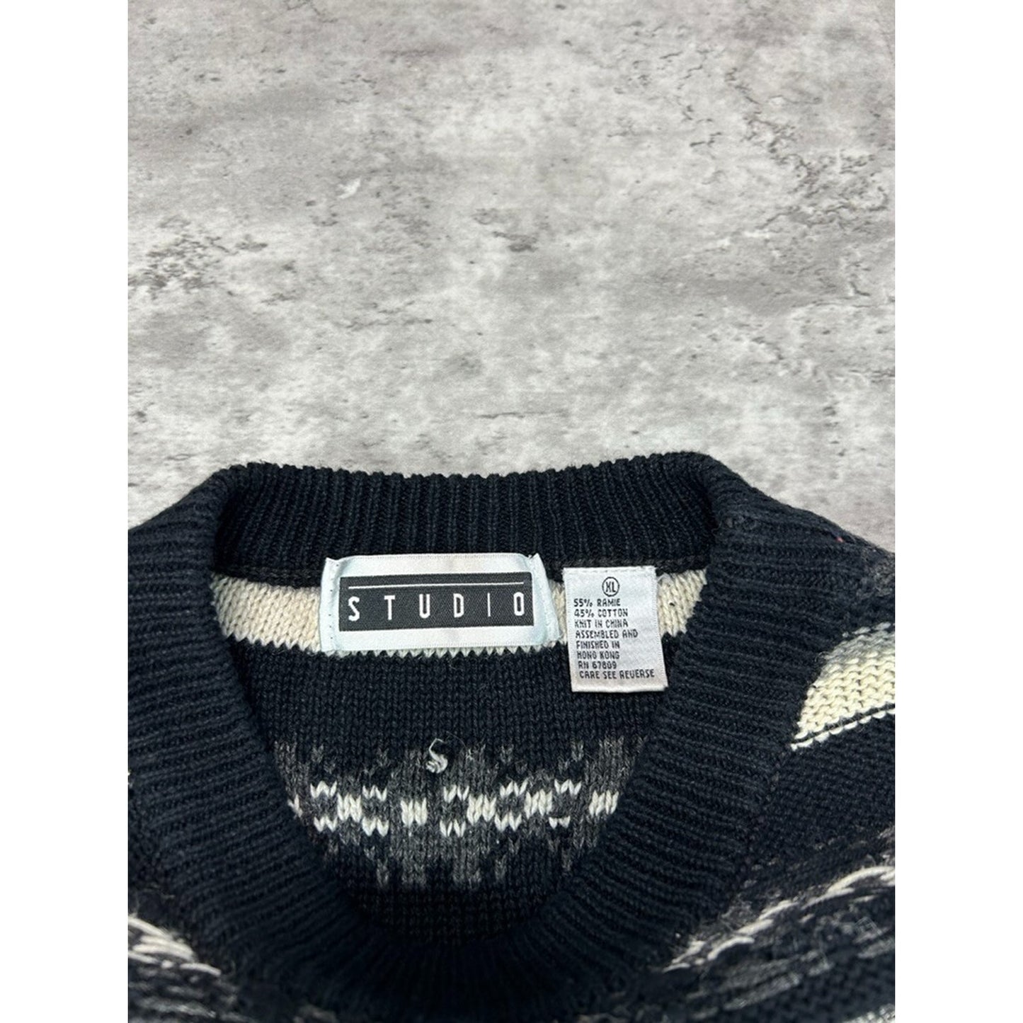 Vintage 90s Studio Abstract Striped Pullover Ribbed Knit Sweater Size XL Black