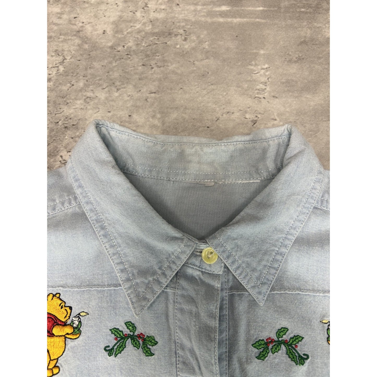Vintage 90s Winnie The Pooh Embroidered Cartoon Denim Button Up Shirt Size Large