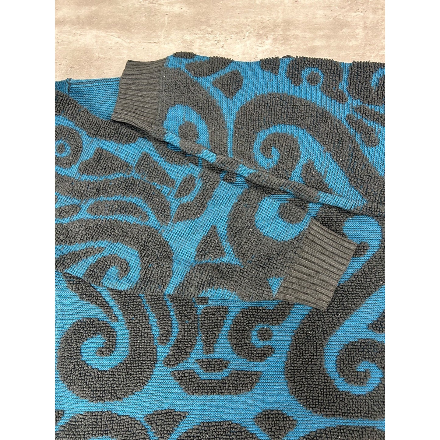 Vintage 90s Saturdays Abstract 3D Print Knit Sweater Size Large