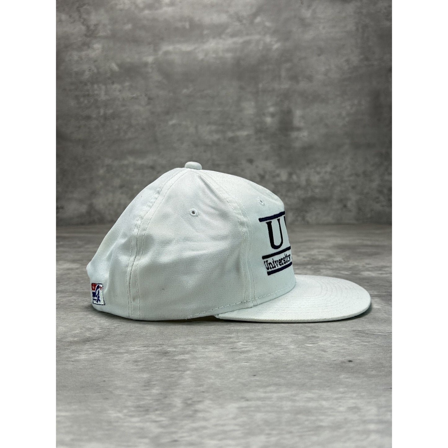 Vintage 90s University Of New Hampshire NCAA Embroidered Snapback Hat OSFA