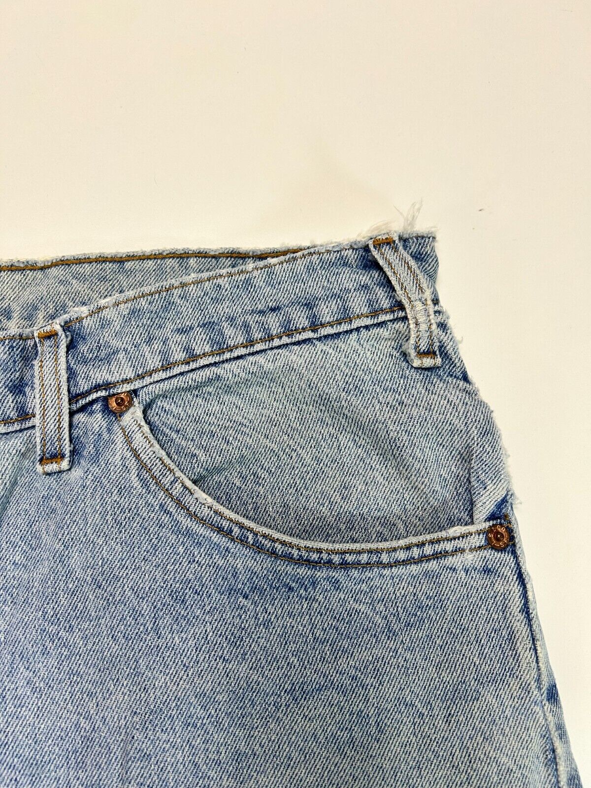 Vintage 90s Levis 505 Orange Tab Light Wash Denim Pants Size 41W Blue