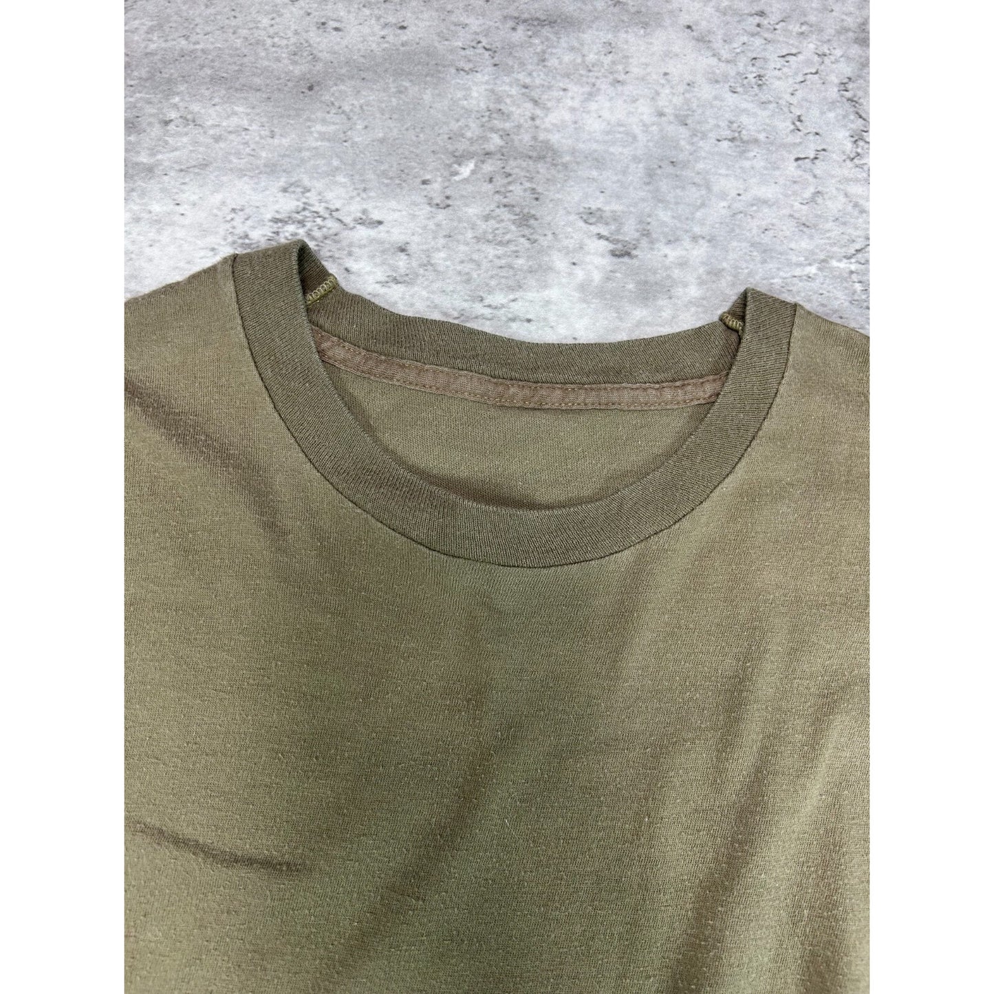 Vintage 1980s Single Stitch Earth Tone Blank T-Shirt Size Small Beige