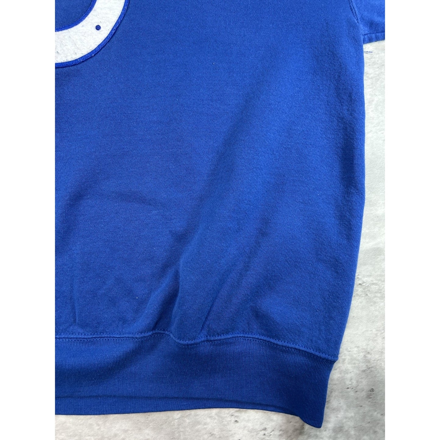 Vintage Indianapolis Colts NFL Embroidered Logo Football Sweatshirt Size XL Blue