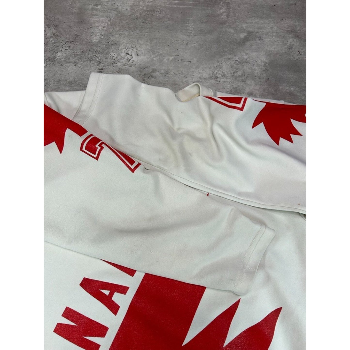 Vintage 1976 #7 Canada Cup Hockey Jersey Size Medium White