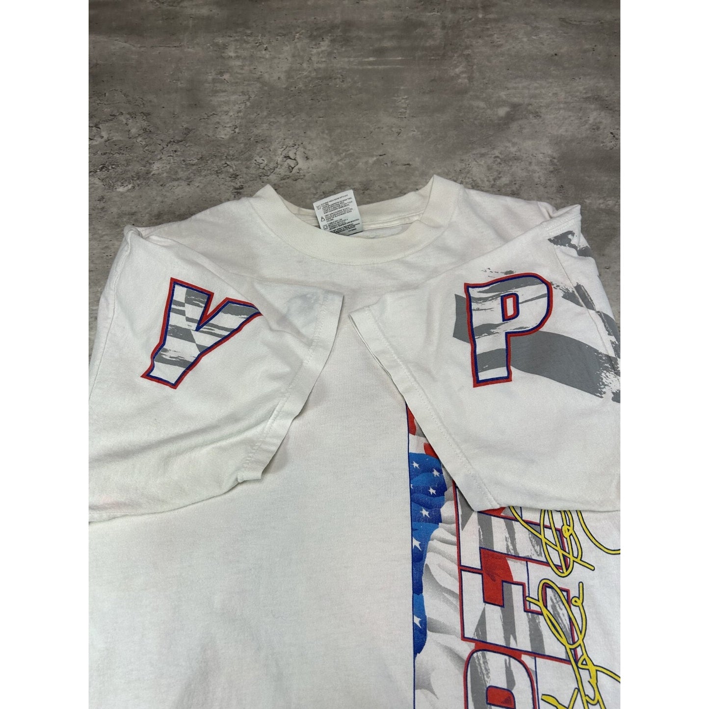 Vintage 1997 Kyle Petty #44 Nascar Spell Out Hot Wheels T-Shirt Size XL White