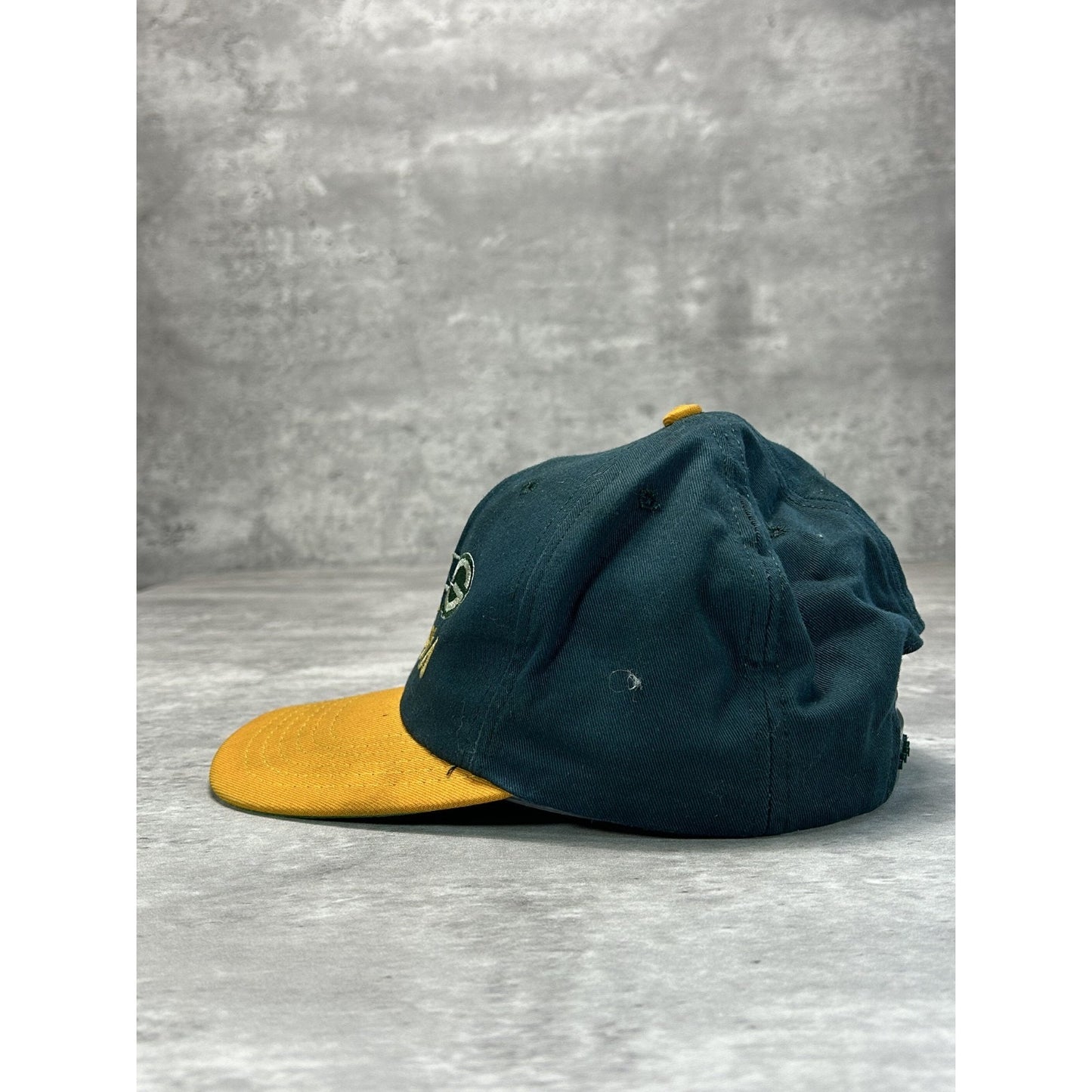 Vintage 90s Green Bay Packers NFL Embroidered Spellout Snapback Hat OSFA