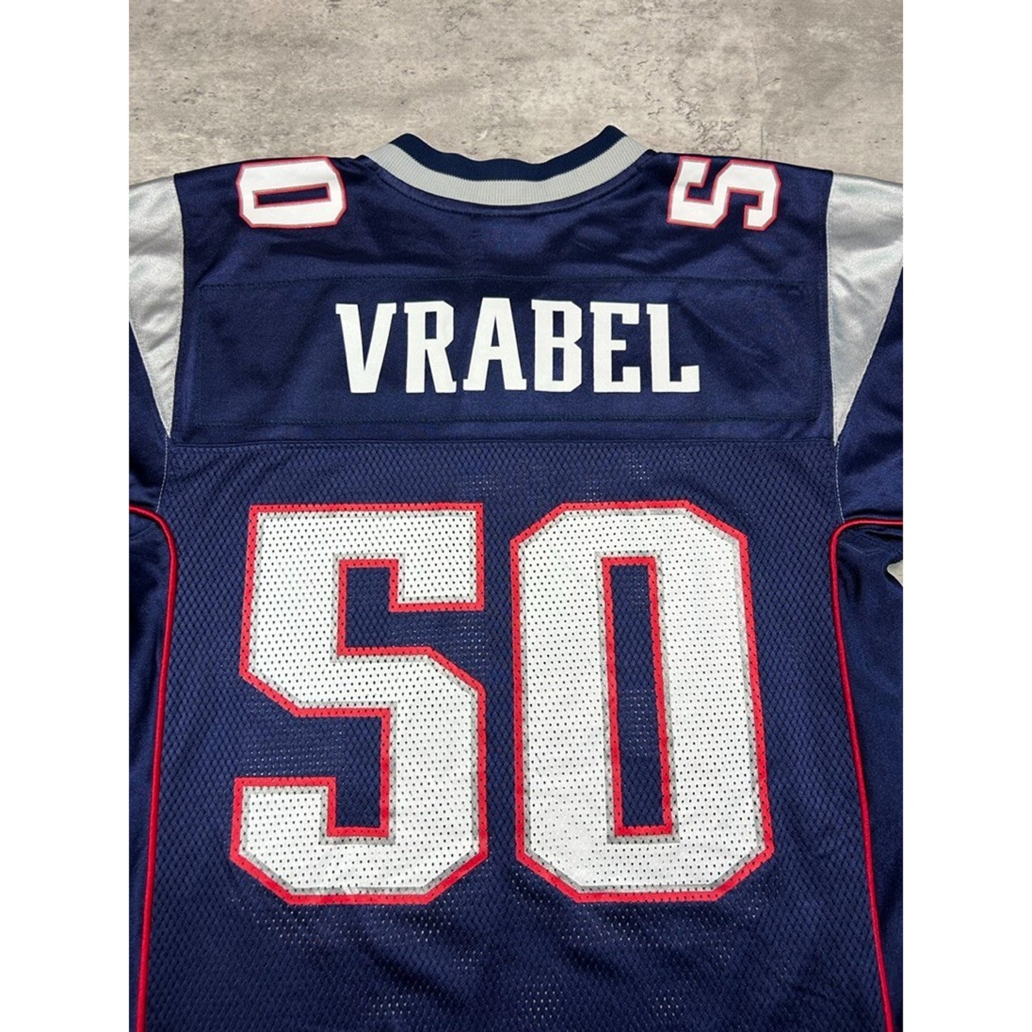 Vintage Mike Vrabel #50 New England Patriots NFL Football Jersey Size Small