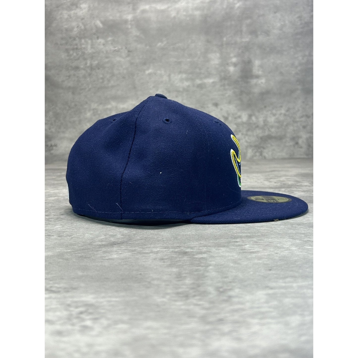 Tampa Bay Rays MLB Embroidered Retro Logo Baseball Fitted Size 7 1/2