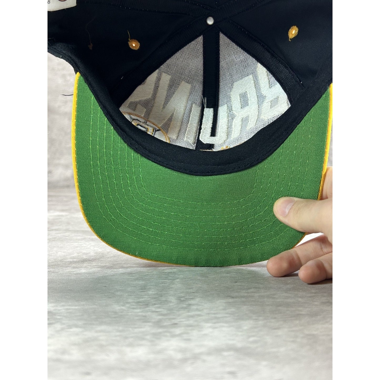 Vintage 90s Boston Bruins NHL Embroidered Spellout Hockey Snapback Hat OSFA