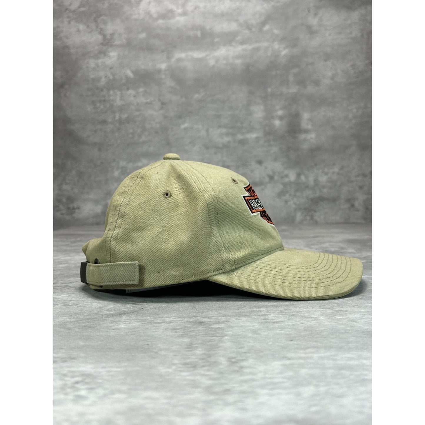 Vintage Harley Davidson Motorcycles Embroidered Logo Strapback Hat OSFA Beige