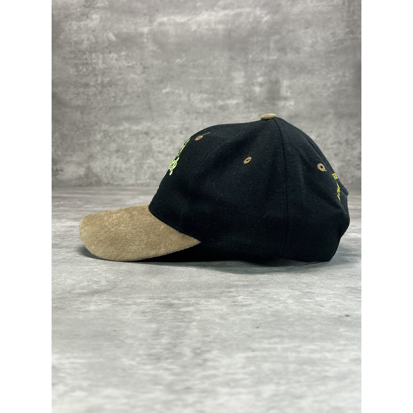 Vintage 90s Hard Rock Cafe Seoul Embroidered Logo Destination Snapback Hat OSFA