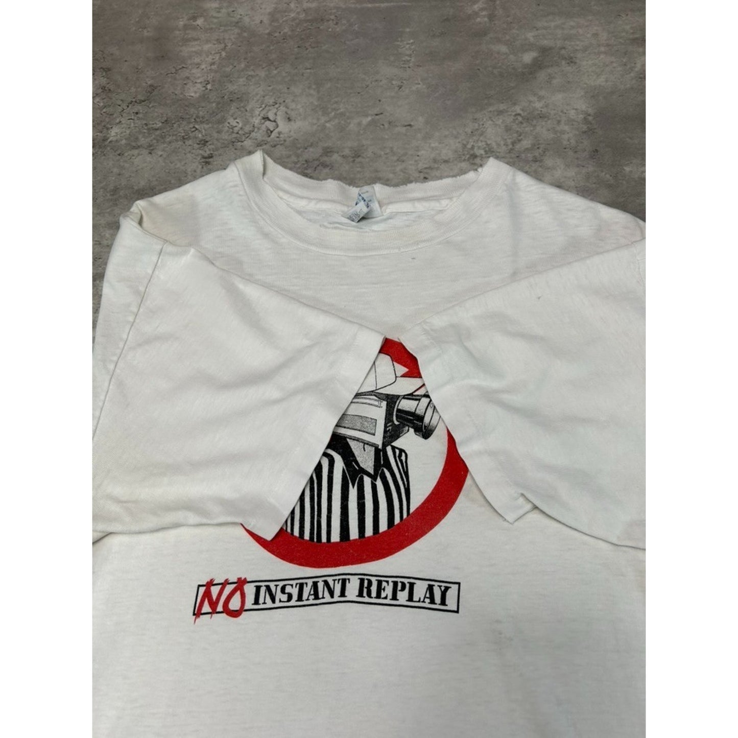 Vintage 90s No Instant Replay Camera Referee Graphic T-Shirt Size XL White